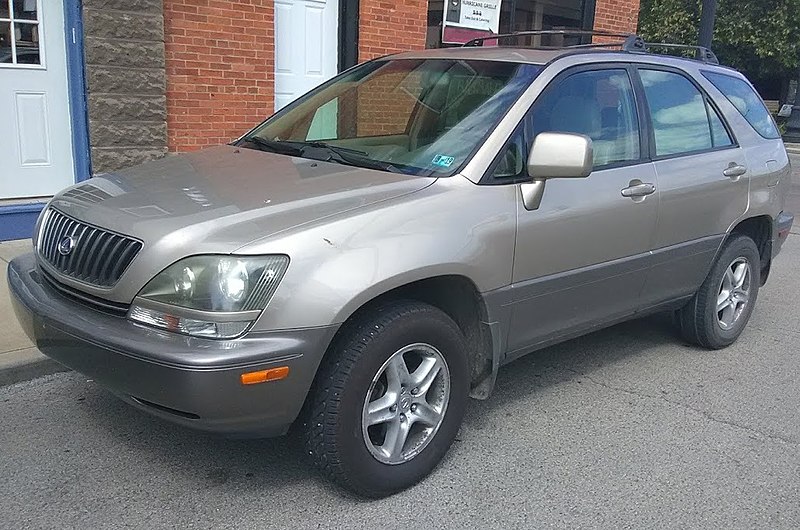 Файл:1999 Lexus RX300.jpg