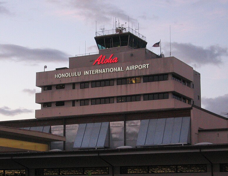 File:HonoluluAirportWelcomeSign.jpg