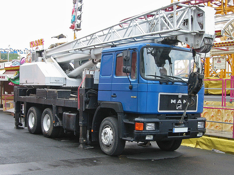 Файл:Man f 90 sst.jpg