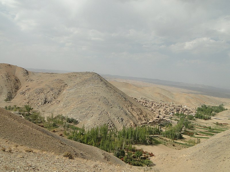 File:Sayyedan-Village.JPG