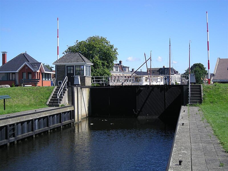 File:Sluis Rien Lemmer 01.JPG