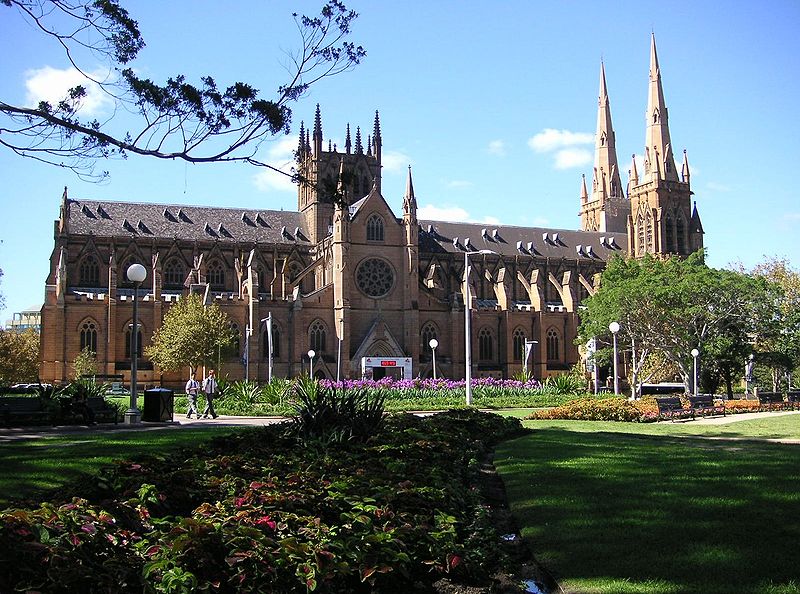 Archivo:StMarysCathedral fromHydePark.JPG