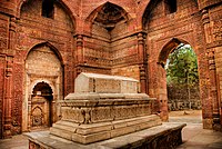 Mausoleum of Iltutmish, Delhi, by 1236, with corbel arches