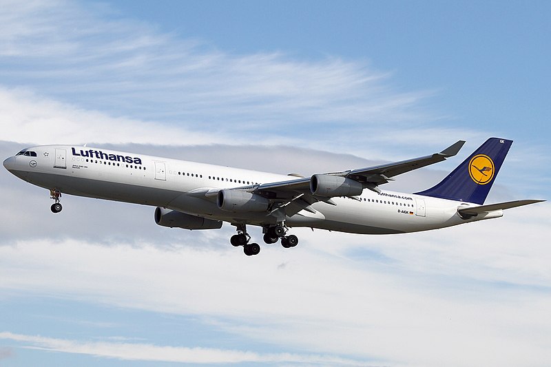 File:Airbus A340-311, Lufthansa AN1936774.jpg