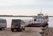 Ferry in Kolpashevo.jpg