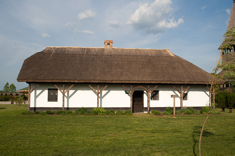 Файл:House from Hortobágy.jpg