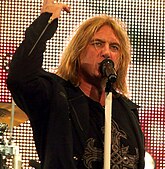 JoeElliott.JPG