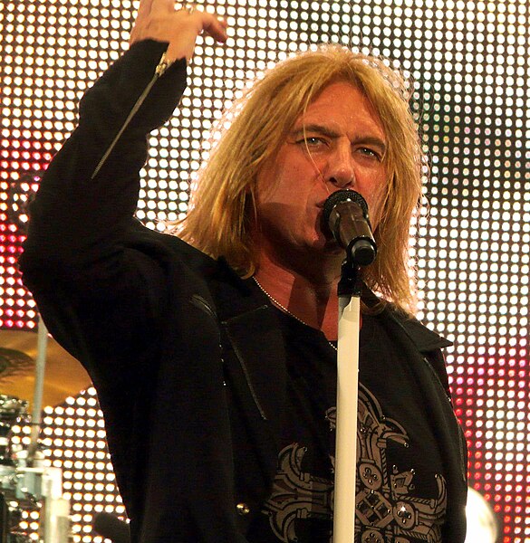 File:JoeElliott.JPG