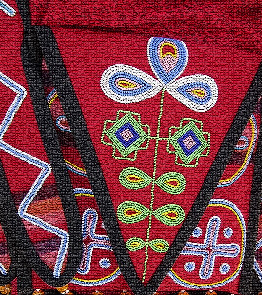 File:Muscogee (Creek) beadwork.jpg