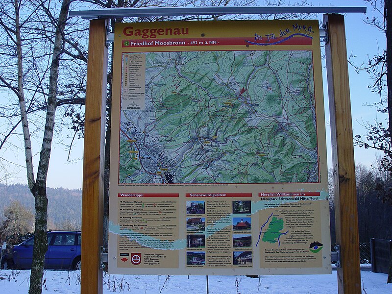 File:Wanderportal am Mahlberg.JPG