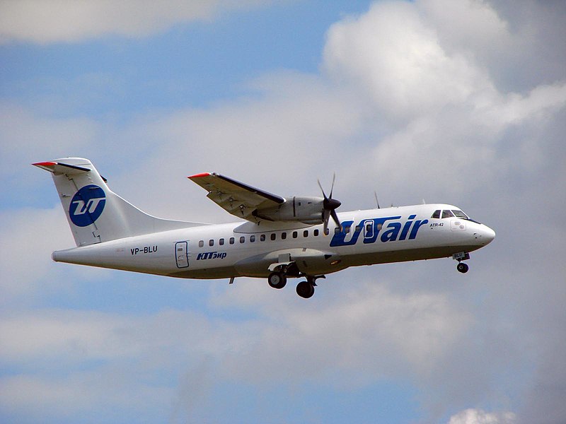 File:ATR42 utair.jpg