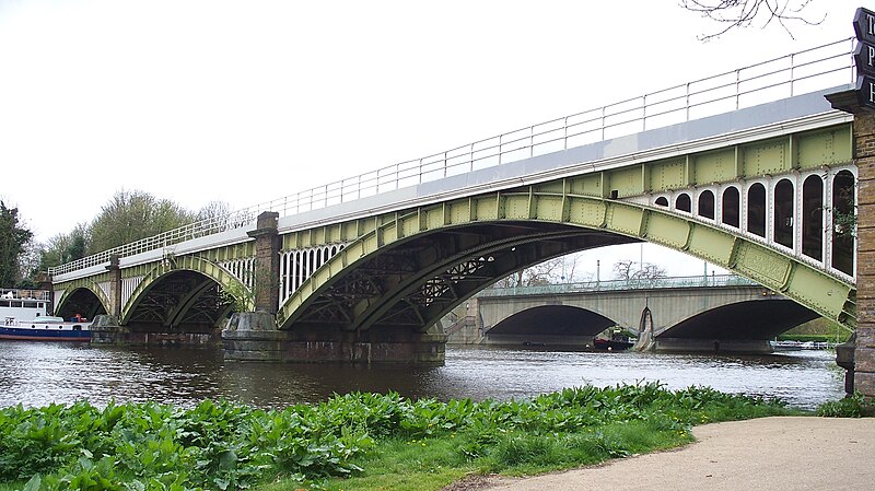 File:Richmond Railway Bridge.JPG