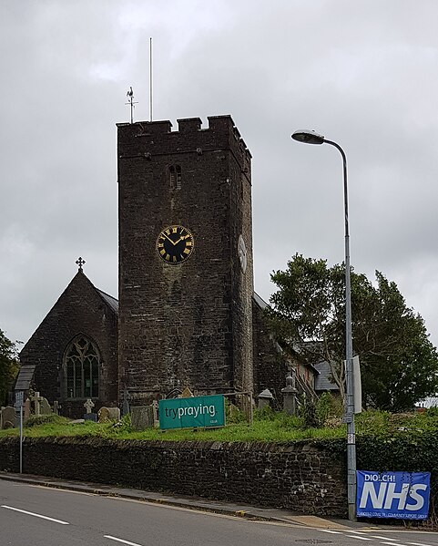 File:St Teilo's Church, Llandeilo.jpg