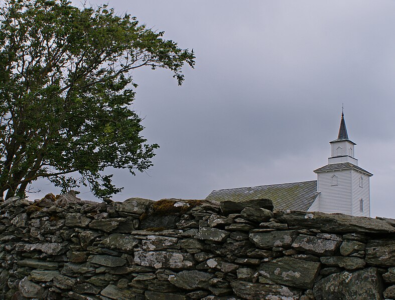 File:Torvastad kirke, Karmøy.jpg