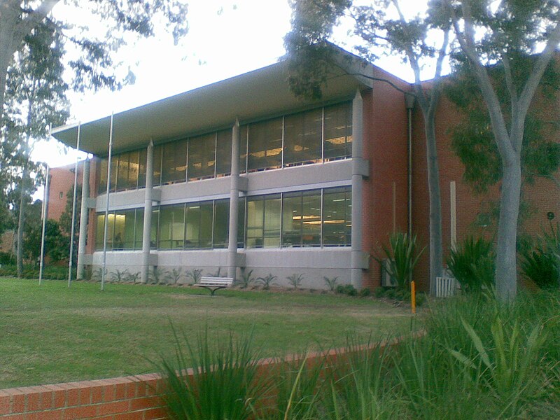 File:Uwslibrary.jpg