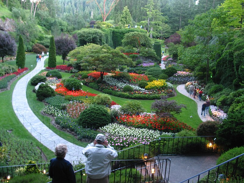 File:Butchart Sunken Gardens.jpg