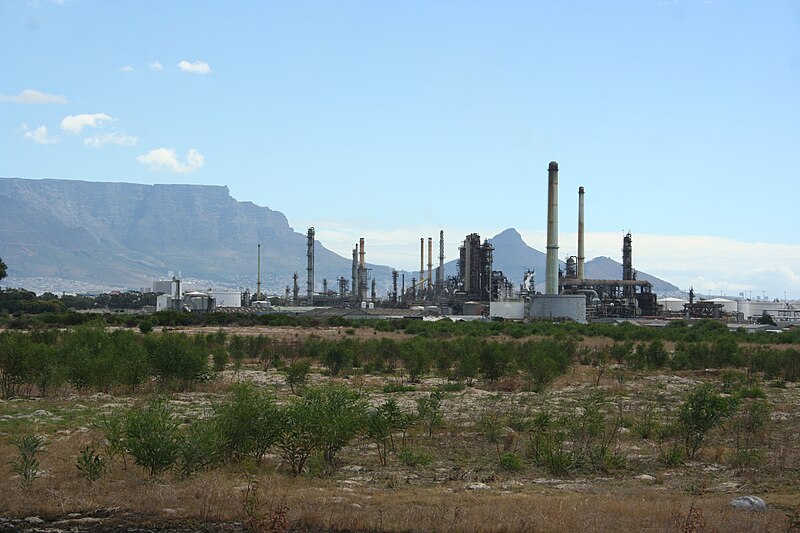 File:Chevron Oil Refinery 017.JPG