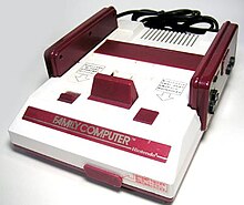 Famicom HVC-001 20040609.jpg