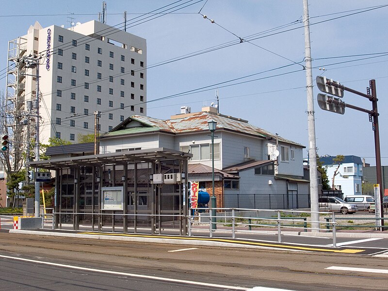 File:Horaicho Station.jpg