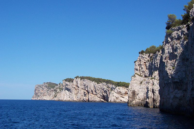 File:Isola Lunga.JPG