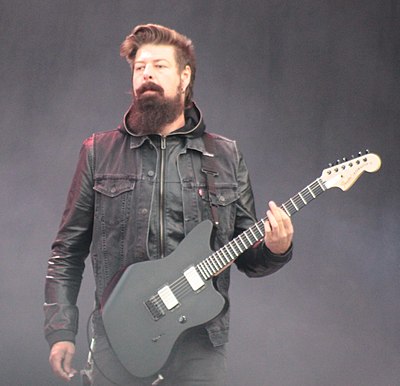 W0920-Hellfest2013_StoneSour_JamesRoot_71653-Crop.JPG