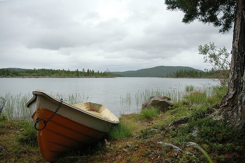 Файл:BoatInari1.jpg