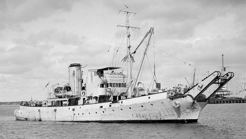 File:HMAS Kangaroo SLV AllanGreen.jpg