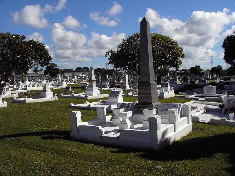 File:Mackay General Cemetery.jpg