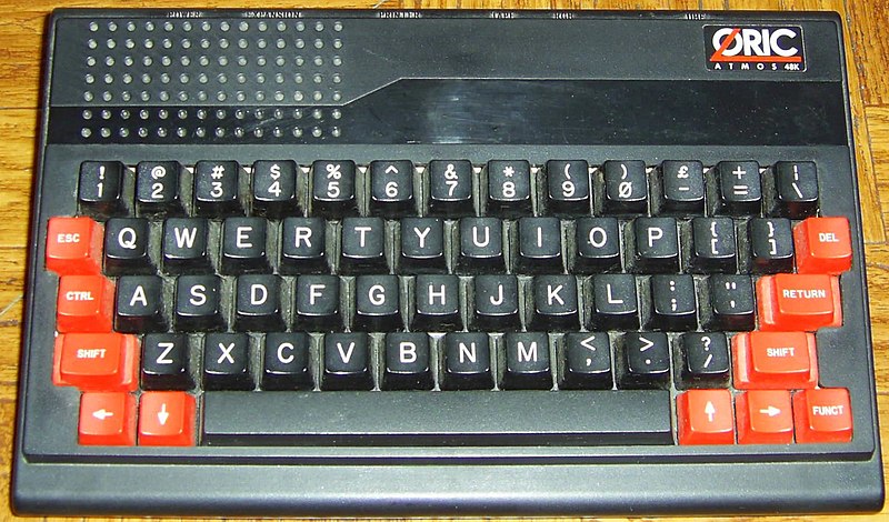 Файл:Oric Atmos 01.jpg