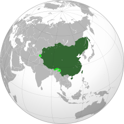 The Qing dynasty at its greatest extent in 1760, with modern borders shown for the rest of the world. Territory claimed but not controlled is shown in light green.