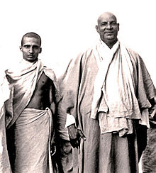 Krishnananda and Sivananda 1945.jpg