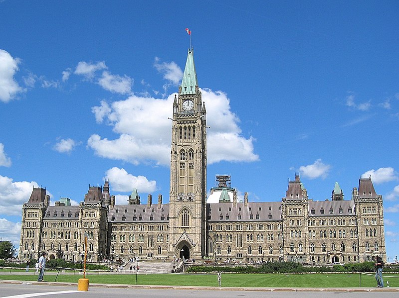 Файл:Parliament-Ottawa.jpg