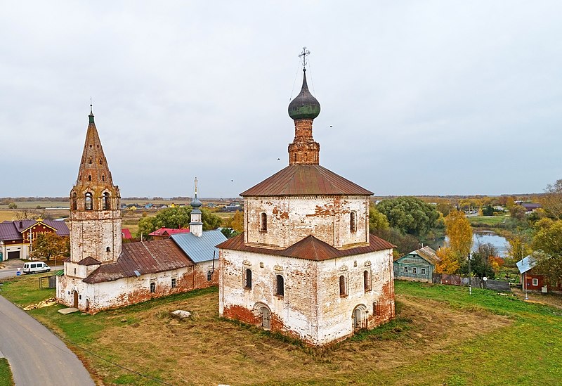 Файл:Suzdal KorovnikiChurches 0386.jpg