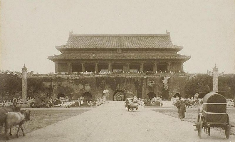 File:Tiananmen 1901.jpg