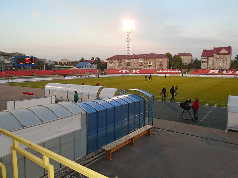 Файл:Avanhard-Stadion Oktober 2014.jpg