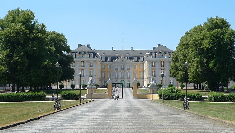 File:BRüHLschloss6.jpg