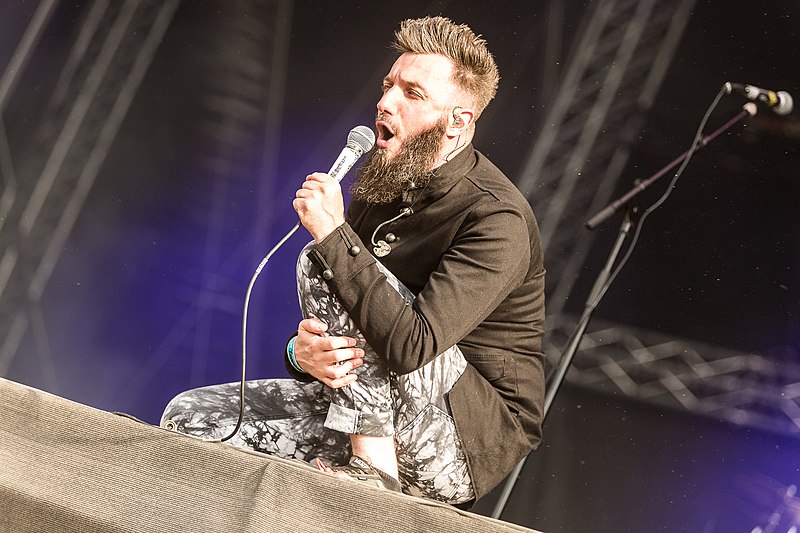 File:Caliban Rockharz 2019 27.jpg