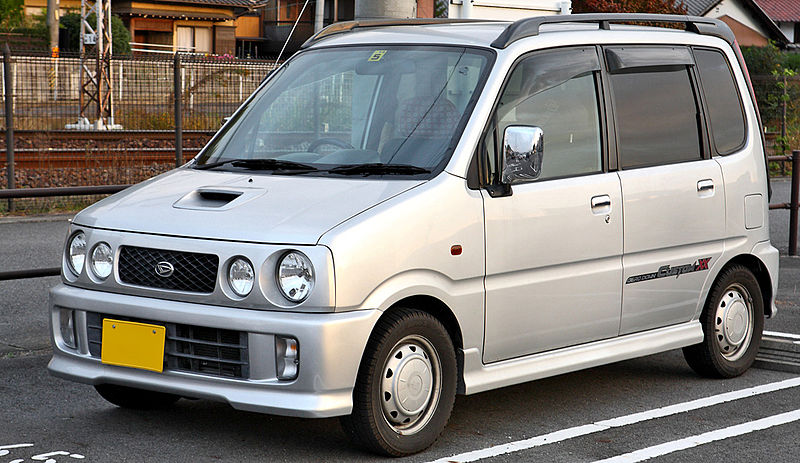 File:Daihatsu Move Custom 013.JPG