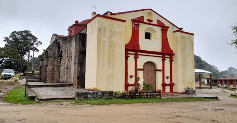 Archivo:Iglesia Coatlán.jpg