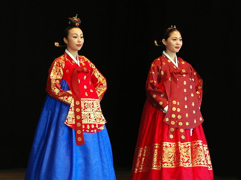 Файл:Korean costume-Hanbok-Dangui-Seuranchima-01.jpg