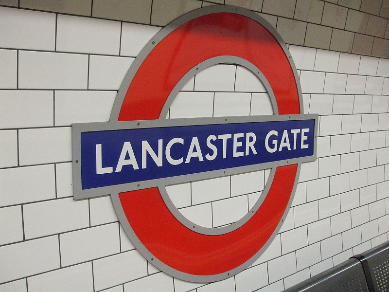 File:Lancaster Gate stn roundel.JPG