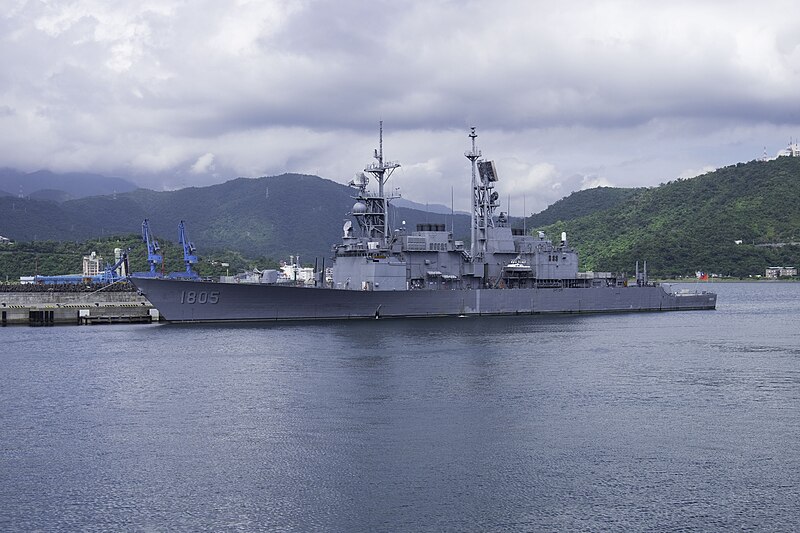 File:ROCS Ma Kong(DDG-1805).jpg