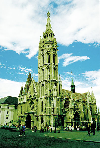 File:Matyas temple Budapest.JPG