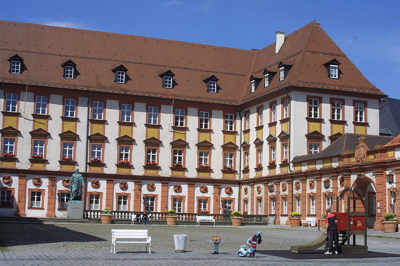 File:Bayreuth Schloss.jpg