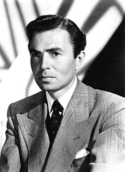 File:James Mason Studio Publicity.jpg