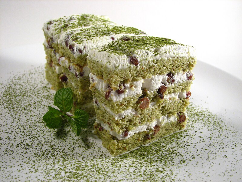 Файл:Matcha and Redbean Cake.jpg