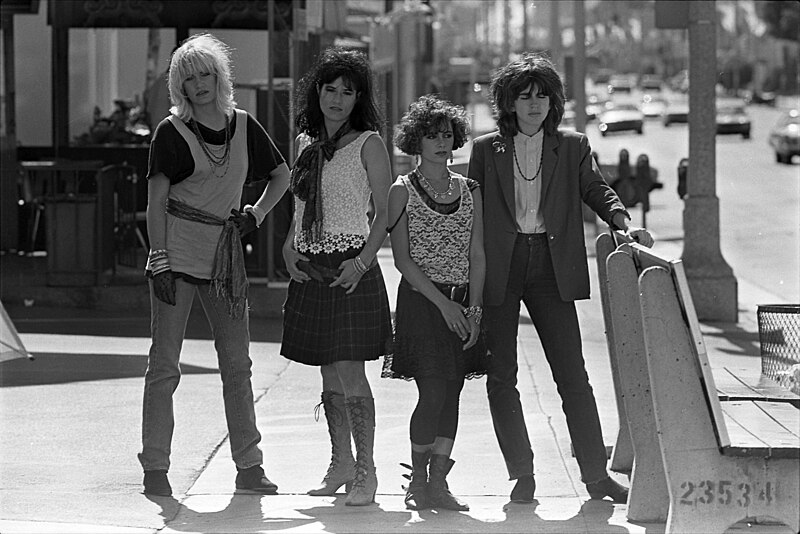 File:The Bangles, 1984.jpg