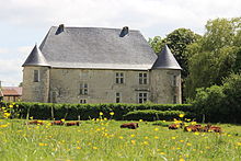 Chateau Neuville en Verdunois1.JPG