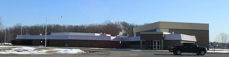 File:Romulus Community High-Middle School.JPG