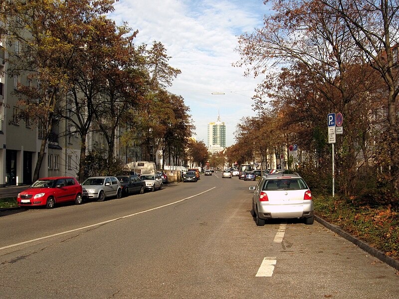 File:Trappentreustraße 2009-11.jpg